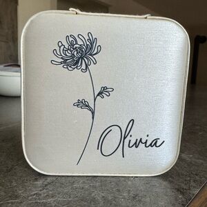 Cream Jewelry Organizer